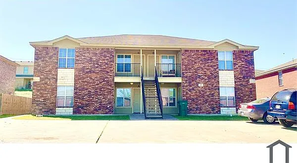 3 bed, 1150 sqft, $1,035 — Photo 2