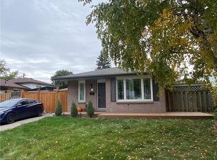 24 Queenslea Dr, Hamilton, ON L8W 1G1