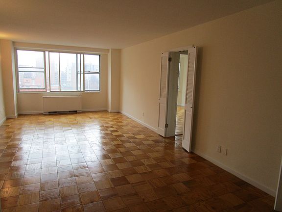 4th image of 250 E 63rd St APT 1010