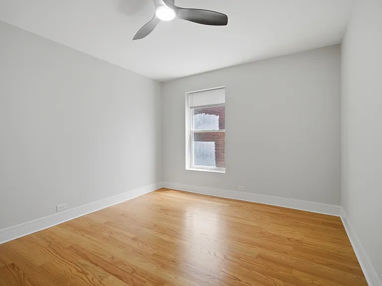 921 W Wilson Ave #3W — Photo 15