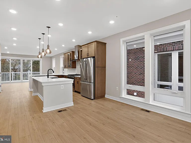3612 Farr Ave — Photo 9