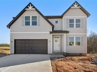 109 Indian Wells Ct, Harmony, NC 28634