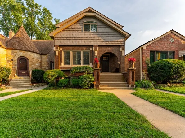 7114 35th St, Berwyn, IL 60402