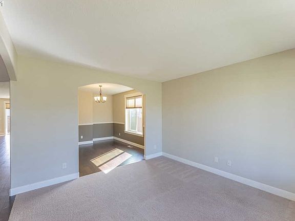 5th image of 5105 NE 134th St