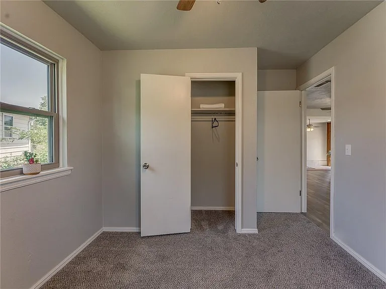 4901 S Rhode Island Ave — Photo 20
