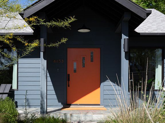 3rd image of 4453 Bel Aire Dr