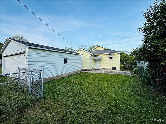 2nd image of 518 Wyss Ave