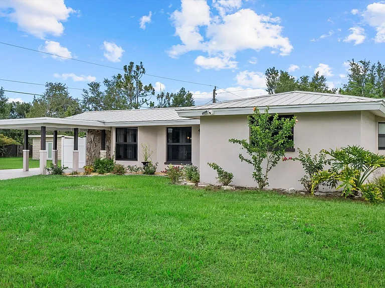 440 Glengary Cir — Photo 4
