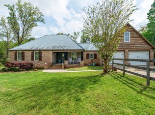 27 Arthur Lucas Ln, Sumrall, MS 39482