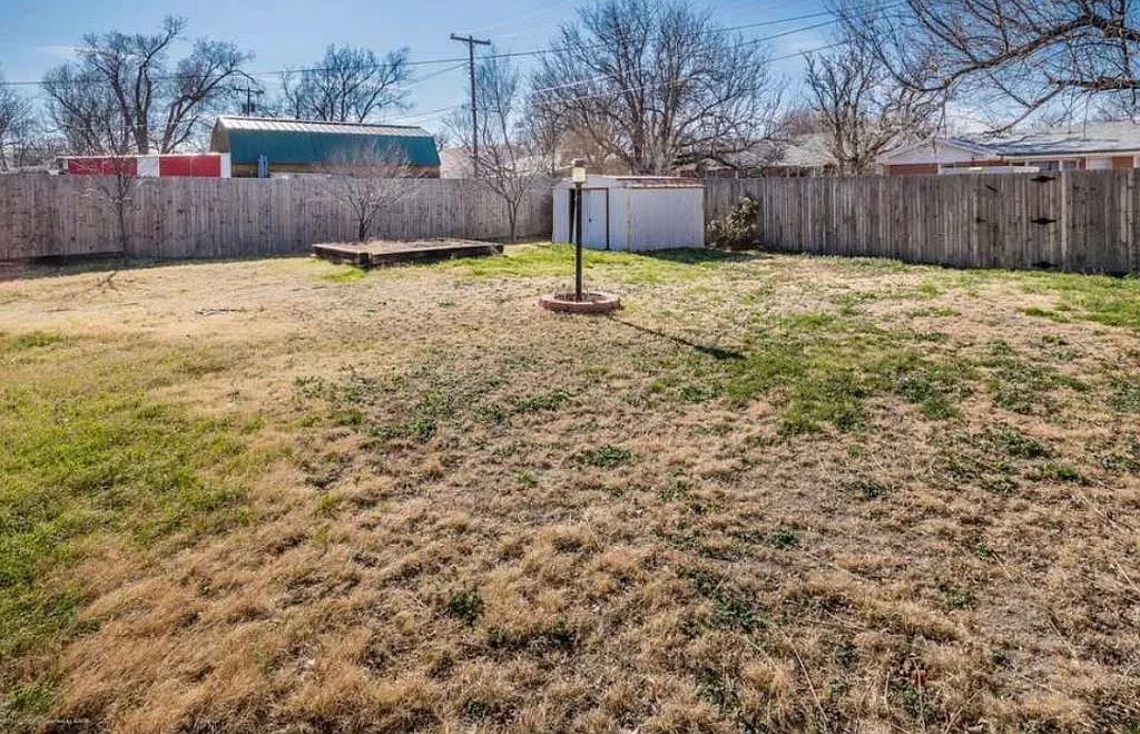 3312 Patterson — Photo 2