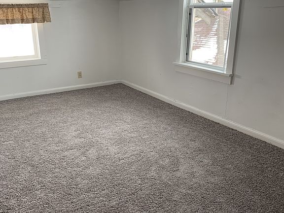 4th image of 551 E Hooper Ave APT 3