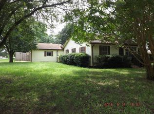 301 5th St, Palestine, TX