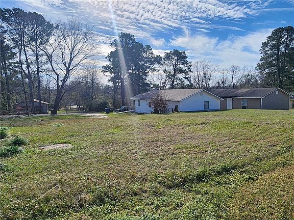 3rd image of 1019 Hill Ave Lot 10