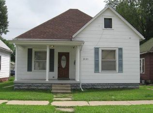 2121 1st Ave, Terre Haute, IN 47807