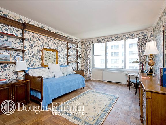 4th image of 201 E 62nd St APT 10C