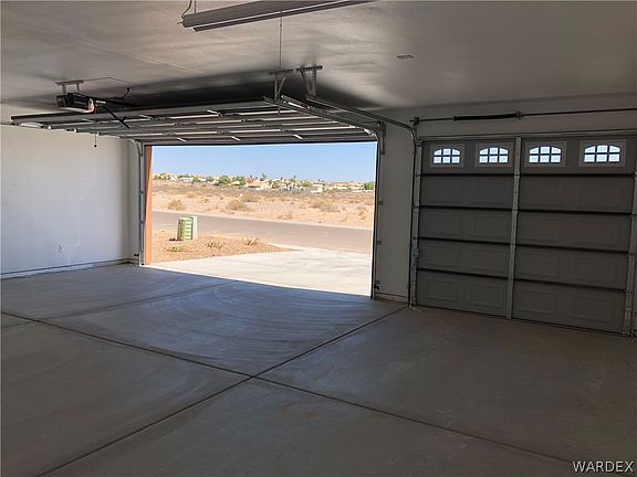 2nd image of 4944 Mesa Verde Drive