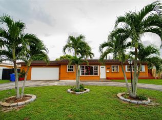7009 SW 13th St, Pembroke Pines, FL 33023