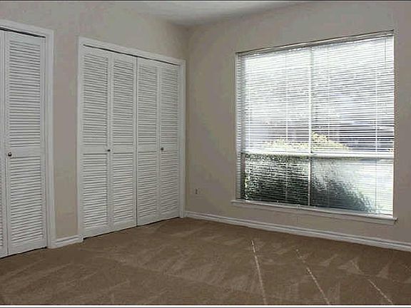 New carpet and fresh paint in second bedroom