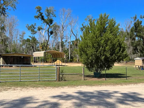 2019 River Rd NE, Steinhatchee, FL 32359