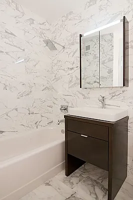 Sold by Nest Seekers International | media 16