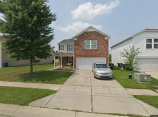 913 Saraina Rd, Shelbyville, IN 46176