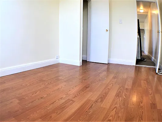 Rented by Lang Realty LLC | media 23