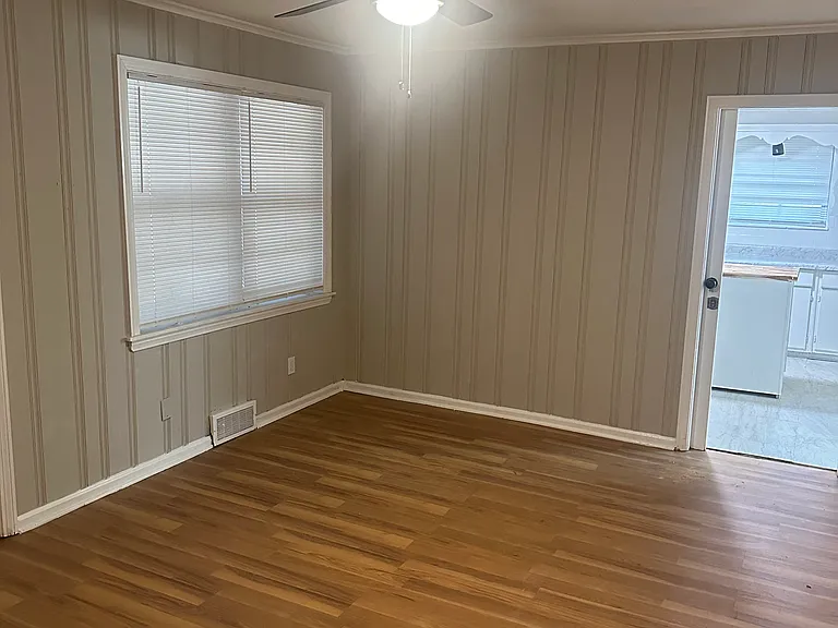 1300 Catalina Rd — Photo 12