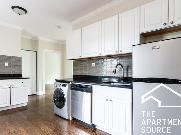 648.5 W Roscoe St #3N