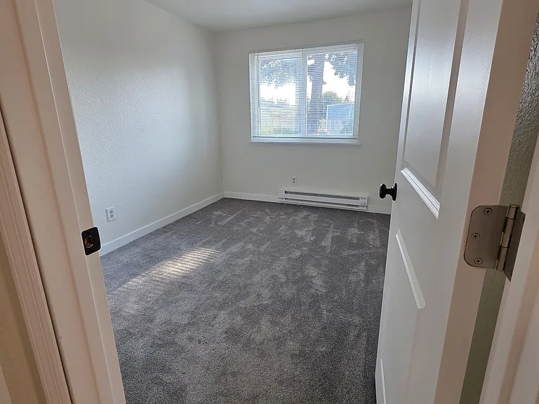 3rd bedroom at back of house