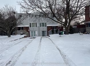 10 Lynwood Ct, Brampton, ON L6V2X4