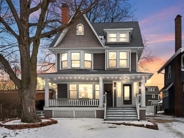 1181 Virginia Ave, Lakewood, OH 44107