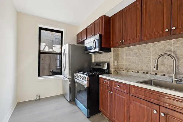 Rented by Compass | media 17