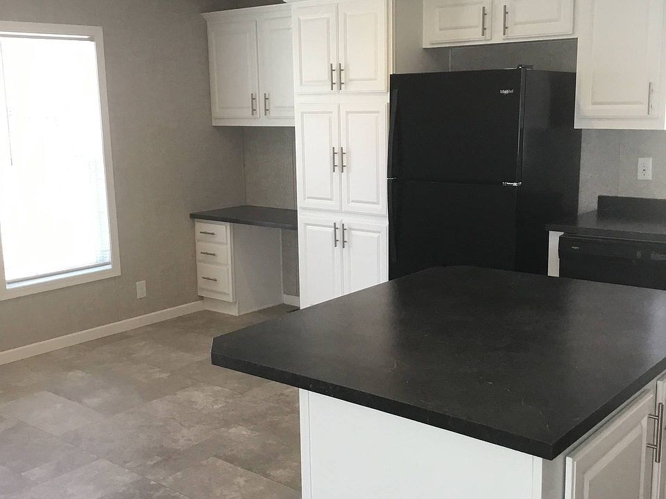 1st image of 2 Sharon Dr #15