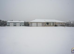 13223 Blue Mound Rd, Valley Falls, KS 66088
