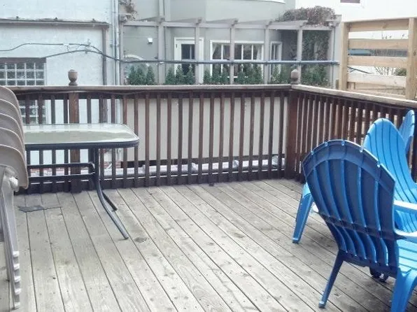 1806 Spruce St APT 2R, Philadelphia, PA 19103