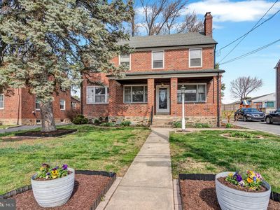 209 E Broadway Ave, Clifton Heights, PA, 19018