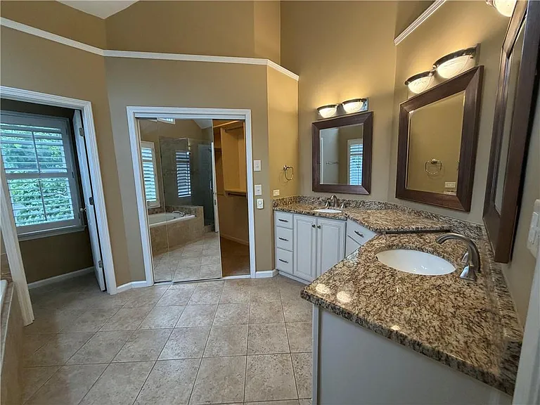 10935 Pennbrooke Xing — Photo 19