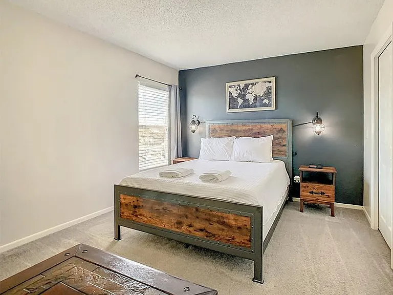 101 Bloomingdale Dr — Photo 32