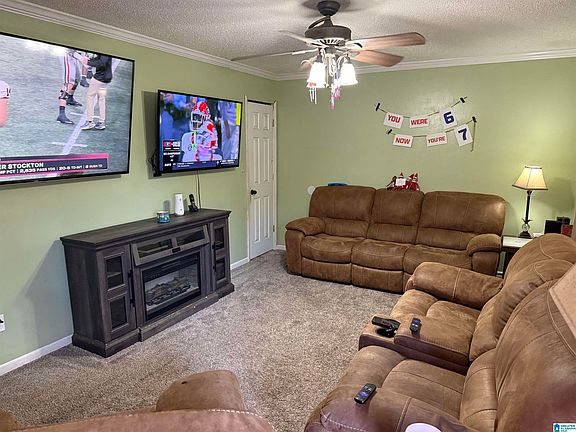 2nd image of 1712 White Dr