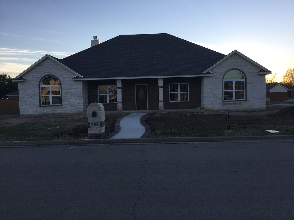 1st image of 2702 Grey Fox Trail