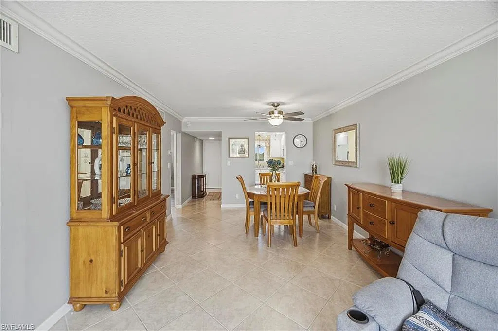2 bed, 2.0 bath, 1000 sqft, $1,600 — Photo 4