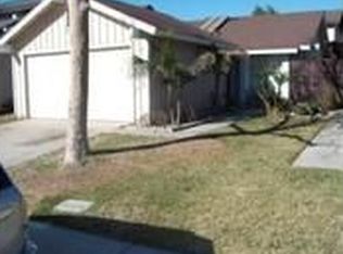 15682 Paine St, Fontana, CA 92336