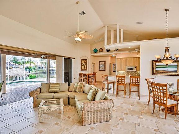5th image of 1929 SW 51st St
