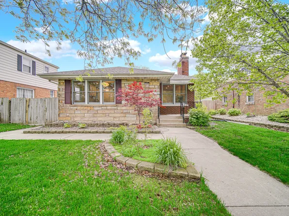 7741 Hohman Ave, Munster, IN 46321