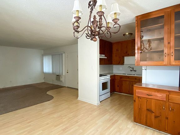 5th image of 943-83 E Madison Ave #977