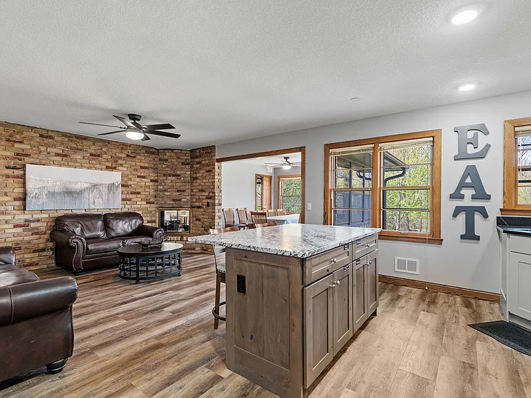 3475 Pilgrim Ln N #3475 — Photo 6