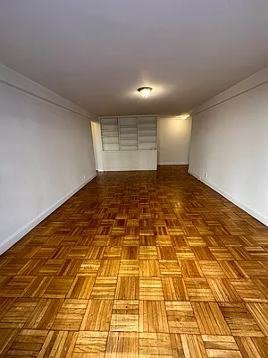 Rented by AZ REALTY NYC LLC | media 17