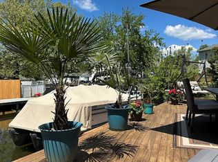 1390 Bamford Dr, Waterford, MI 48328