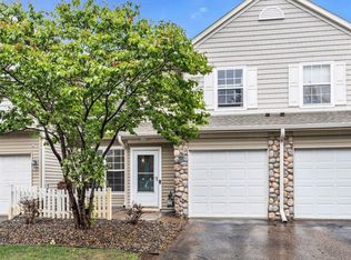 1963 Bluestem Ln, Shoreview, MN 55126