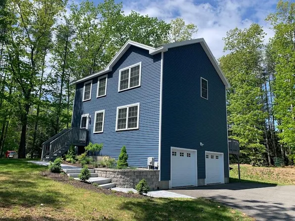 36 Ericas Way, Kennebunk, ME 04043